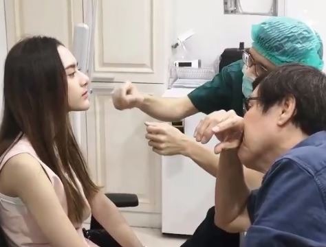 Slider image (3) Thailand Plastic Surgeon - Dr. Oumyos Rattanamahattana